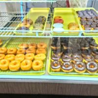 Donuts & Donuts ico