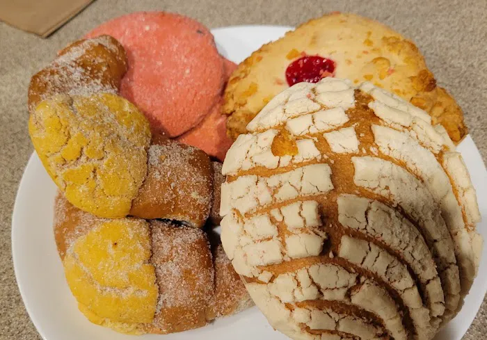 Panaderia Celaya Picture 10