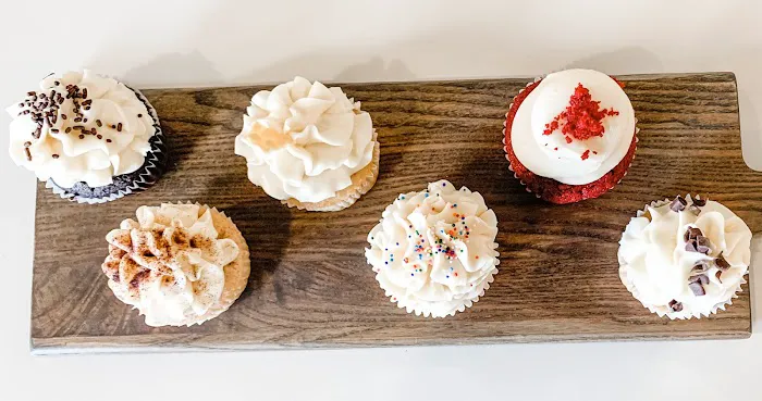 Sugar Bee Sweets Bakery Picture 9