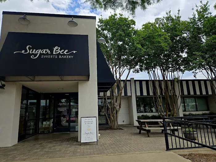 Sugar Bee Sweets Bakery Picture 4