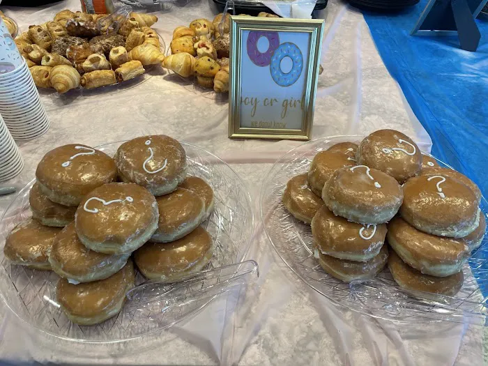 Ferguson Donut Shop Picture 10
