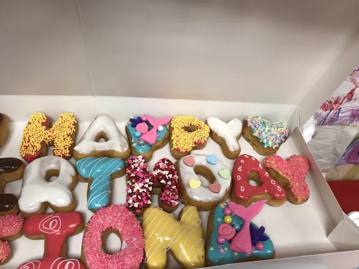 Ferguson Donut Shop Picture 8