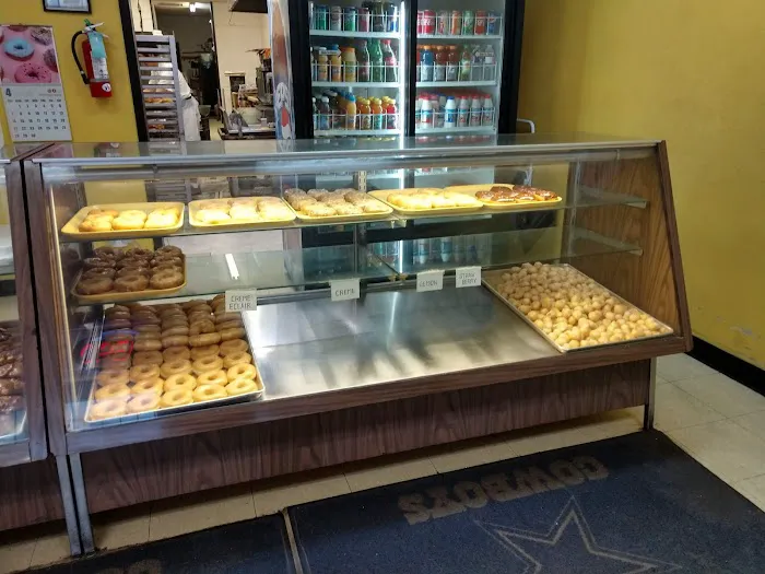 Young Donuts Picture 2