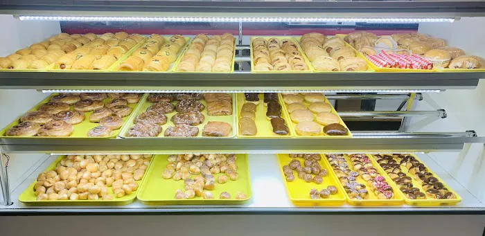 Kiss Donuts Picture 7