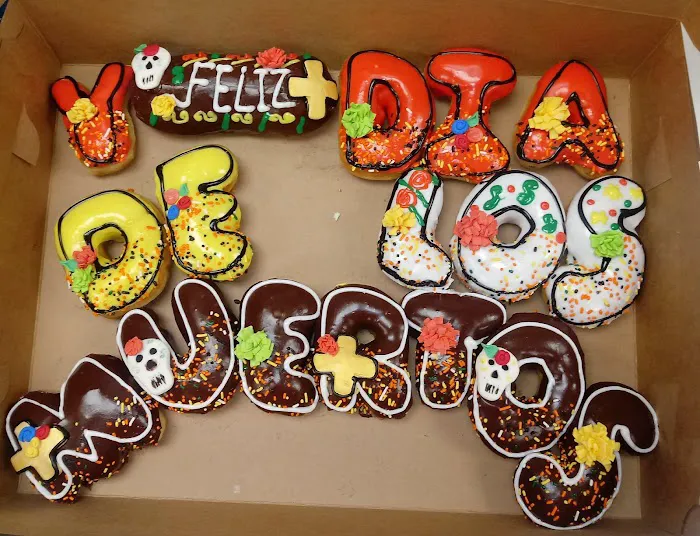 Kiss Donuts Picture 9
