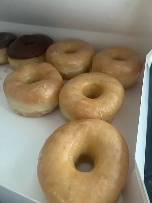 Donut Palace Picture 4