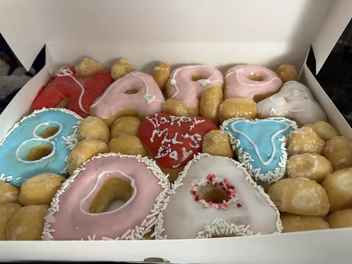 Bestie Donuts Picture 3