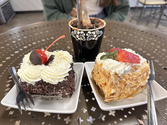 Vie Bakery (formerly Vie a Paris French Bakery) Picture 4