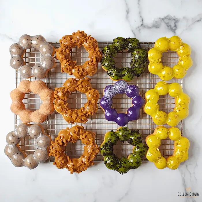 Golden Crown Cookies & Mochi Donuts Picture 2