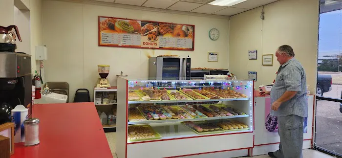 Carrier Donuts Picture 3