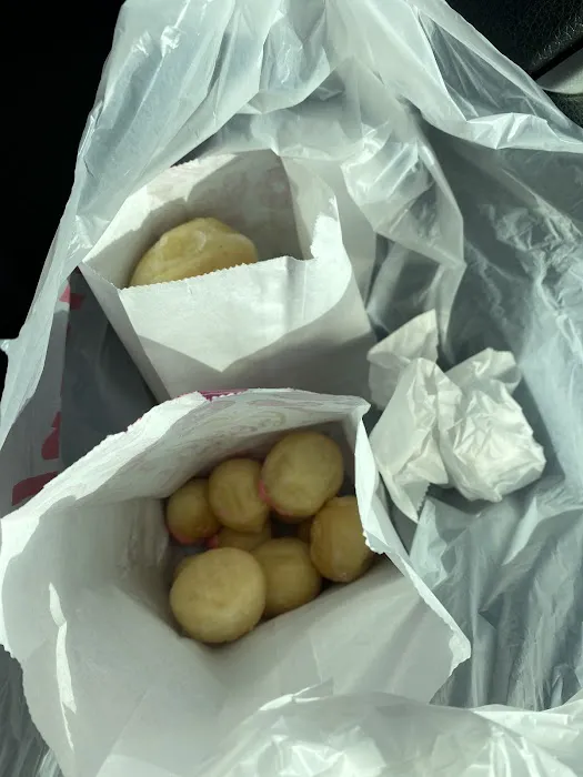 Carrier Donuts Picture 8