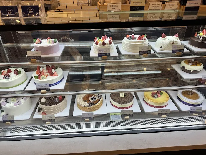 Paris Baguette Picture 1
