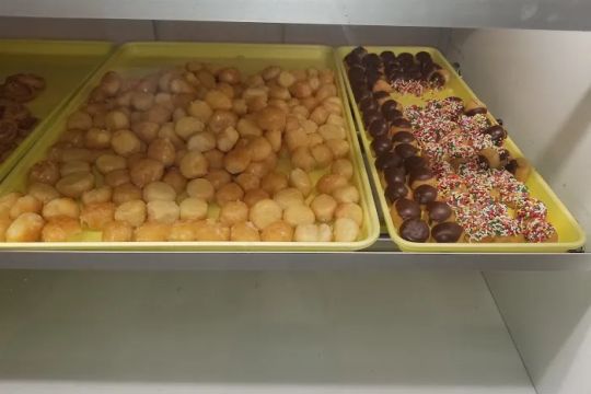 Donut Palace
