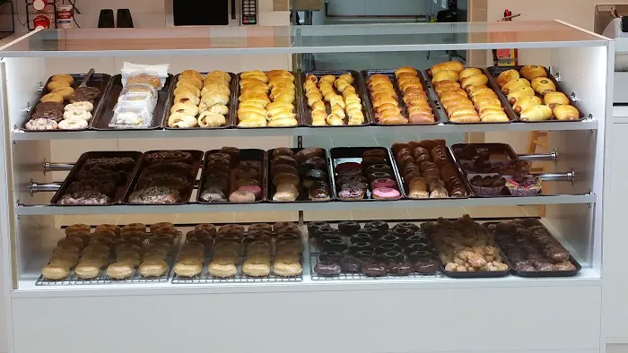 5 O'clock Donuts Picture 1