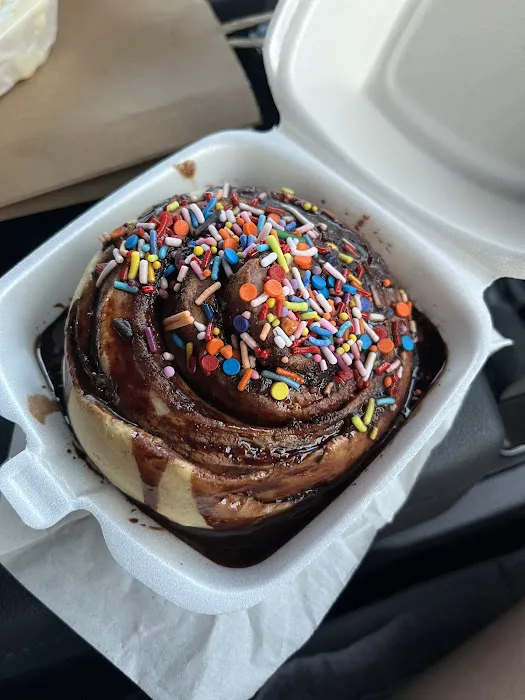 Cinnaholic Picture 10