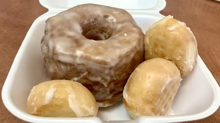 Eastchase Donuts Picture 4