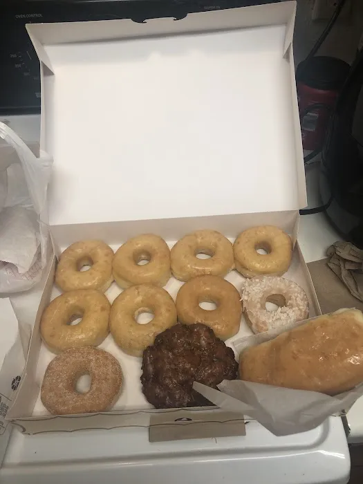 Mama Donuts Picture 6