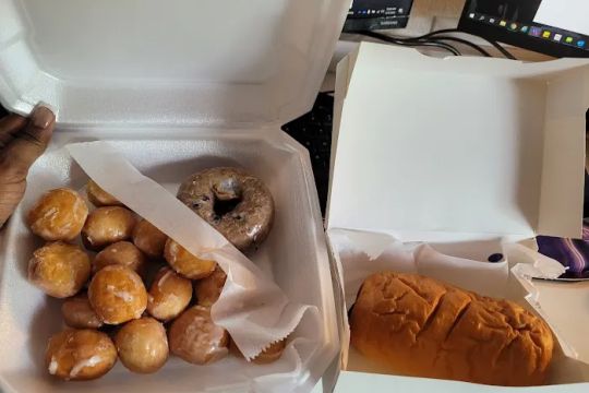Donut Palace
