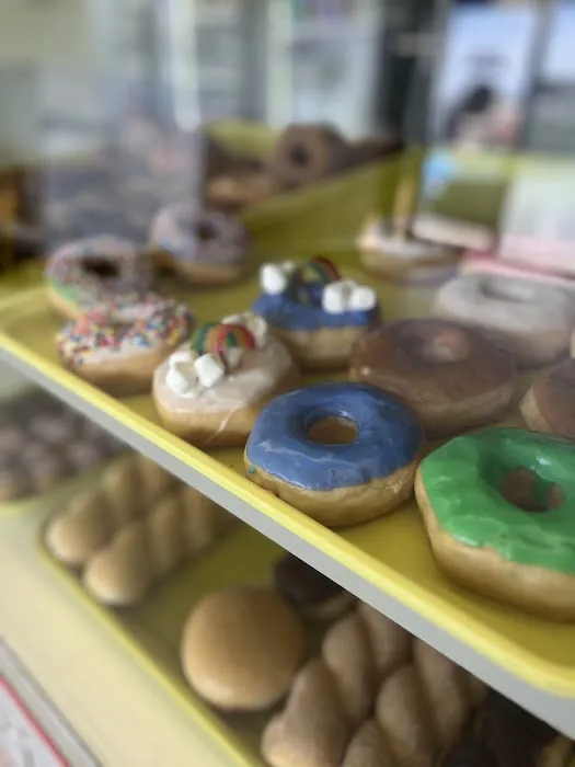 Donut Palace Picture 9