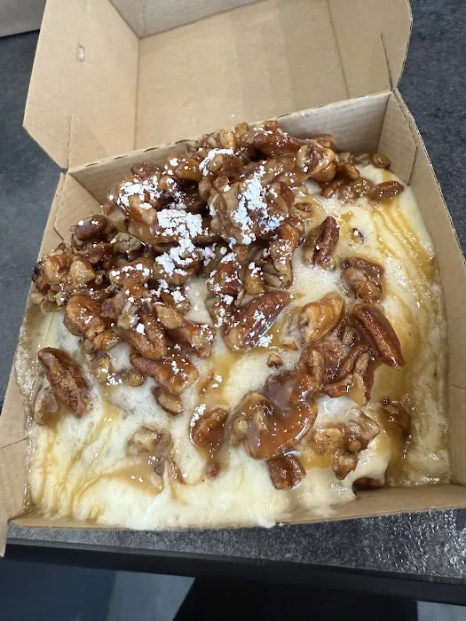 Cinnaholic Picture 8