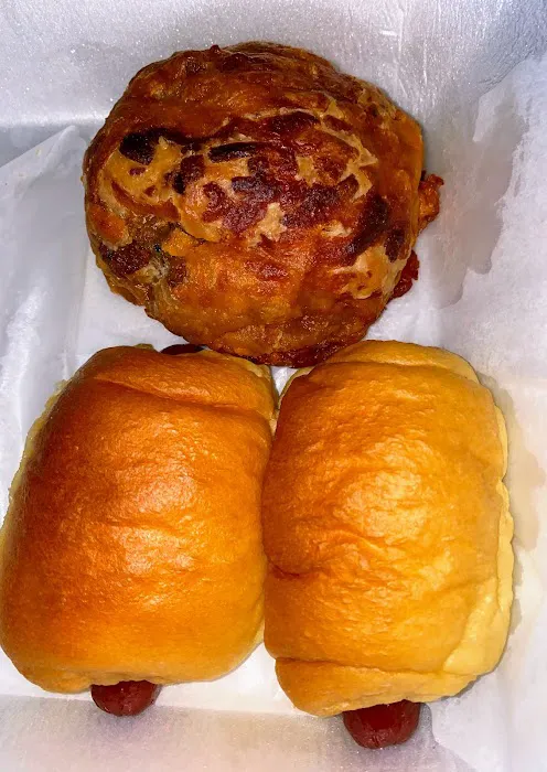 Busy B's Bakery Picture 5