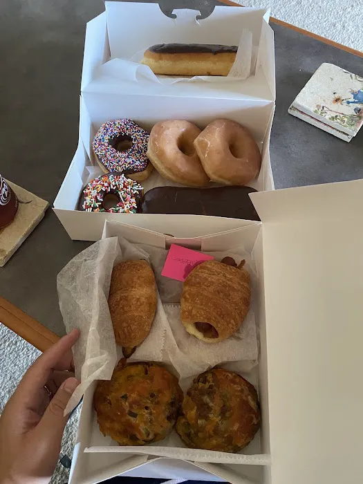 Busy B's Bakery Picture 4
