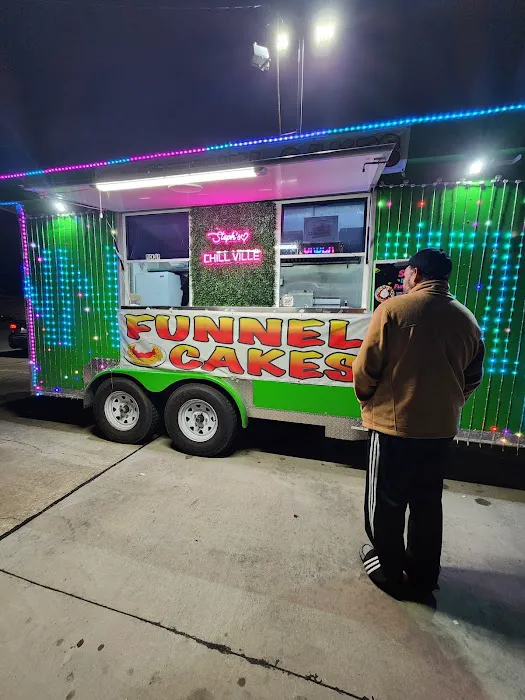Steph's Chillville Funnel Cakes Picture 2