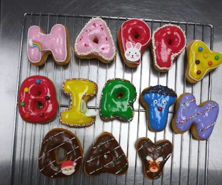 BOWEN DONUTS