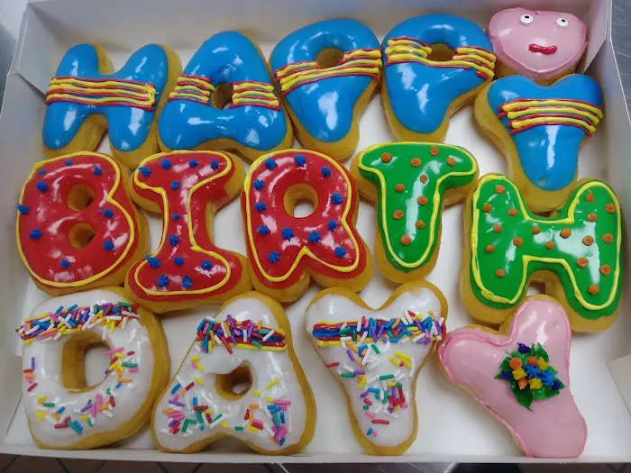 BOWEN DONUTS Picture 5