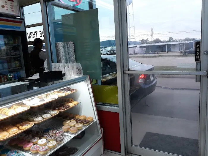 Donuts Express Picture 1