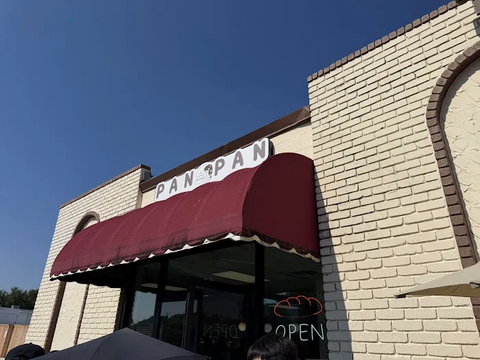 Pan Pan Bakery & Cafe Picture 4