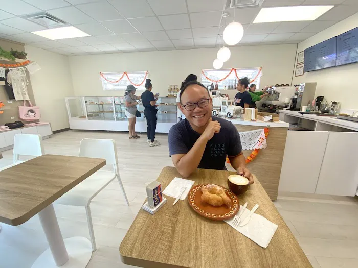 Pan Pan Bakery & Cafe Picture 6