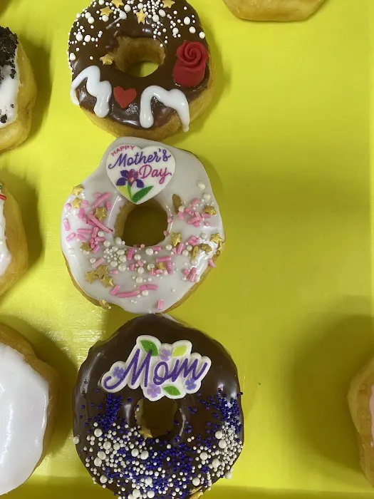 Park Place Donuts Picture 6