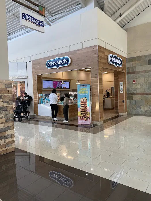 Cinnabon Picture 6