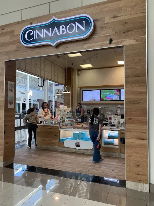 Cinnabon Picture 2