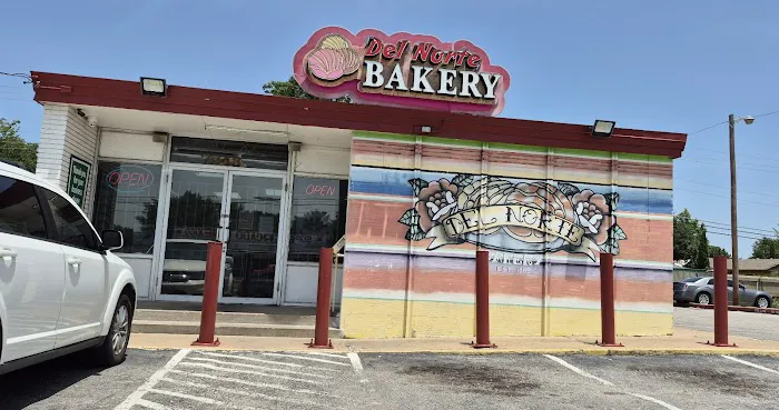 Del Norte Bakery #3 Picture 7