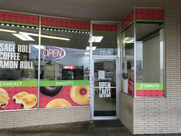 J P Donuts & Coffee Picture 4