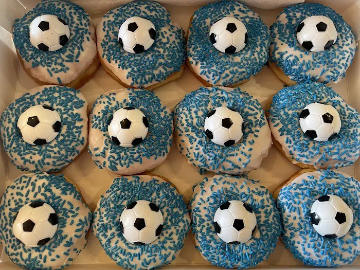 Donna's Donuts Picture 4