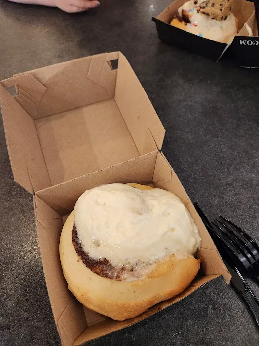 Cinnaholic Picture 9