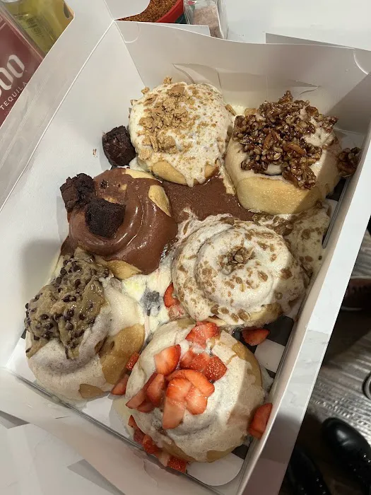 Cinnaholic Picture 5