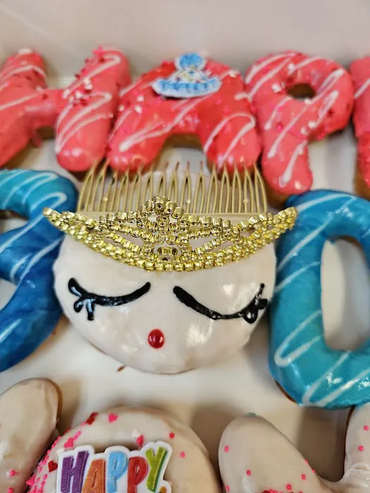 A M Donut & Coffee Picture 10