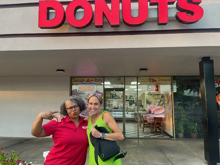 Westlake Donuts Picture 4