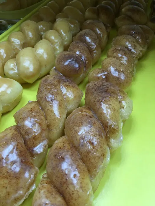 Donut Palace Picture 8