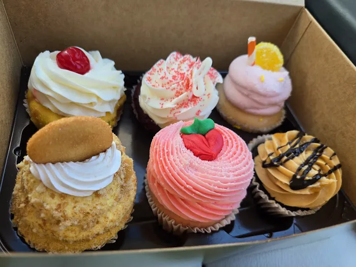 Gigi's Cupcakes Picture 2