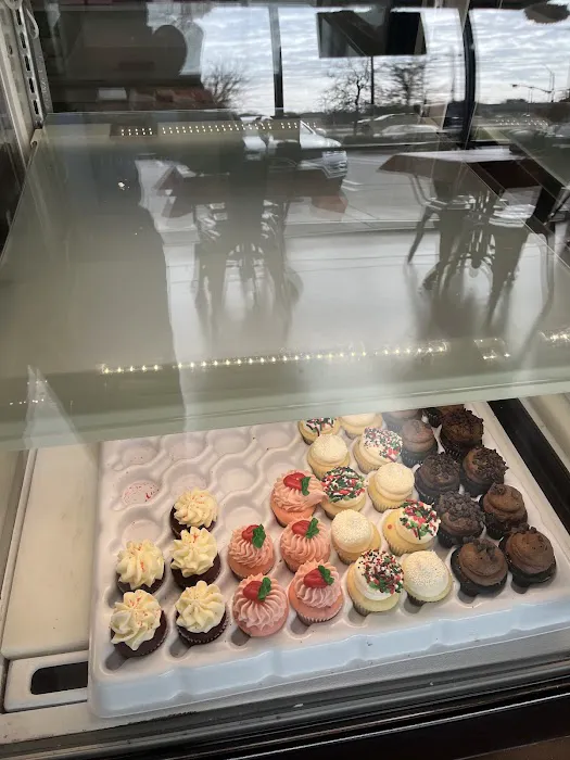 Gigi's Cupcakes Picture 7