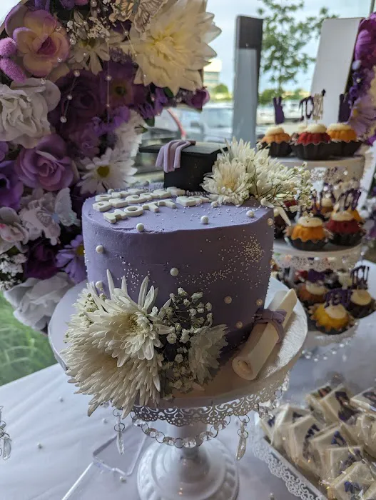 Gigi's Cupcakes Picture 5