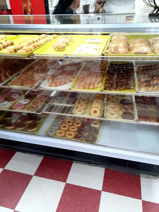 Donut Palace Picture 8
