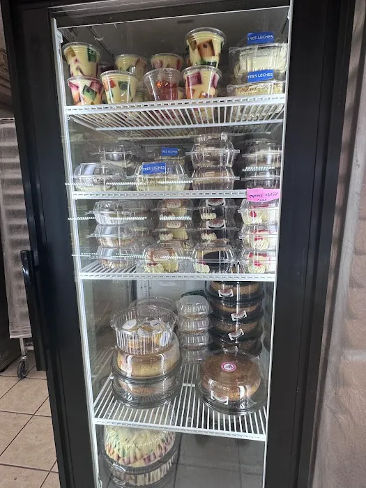 Monique Bakery Picture 3