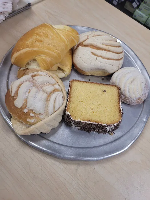 Monique Bakery Picture 2