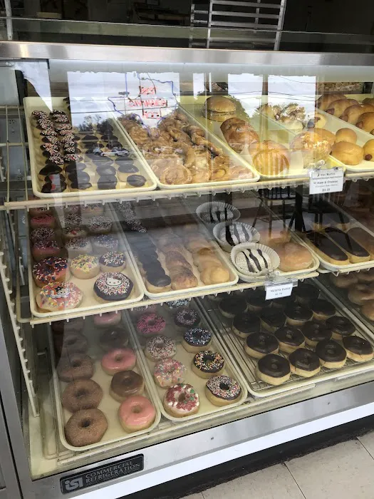 Busy B's Bakery & Donut Picture 2
